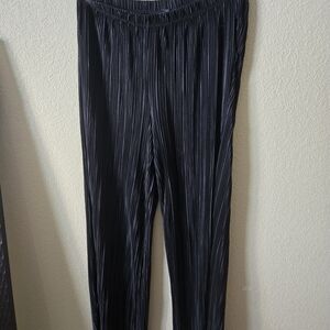 Melissa Paige Black Pleated Pants